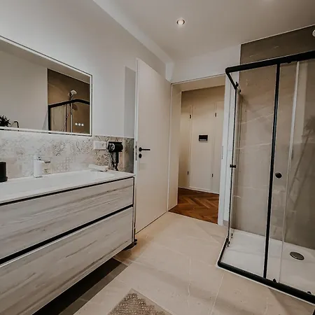 Modernes 2 In Appartement