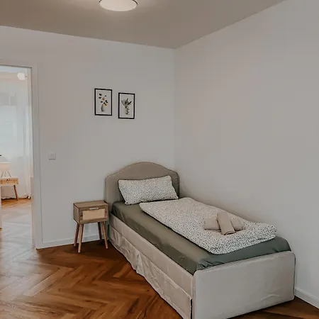 Modernes 2 In Appartamento