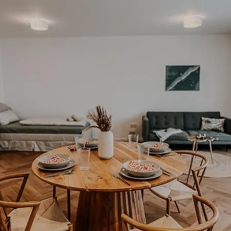 Appartement Modernes 2 In *