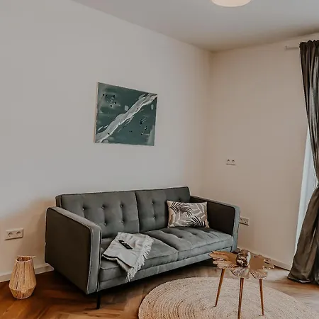 Modernes 2 In Appartamento