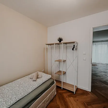 Modernes 2 In Appartamento